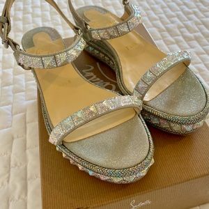 Christian Louboutin wedges 38
